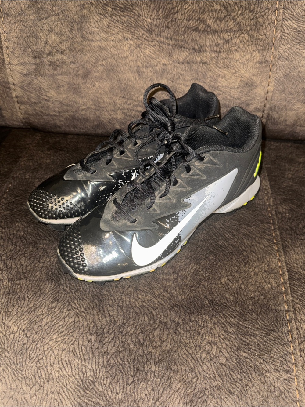 Nike Fastflex Vapor‎ black and White baseball cleats size 8